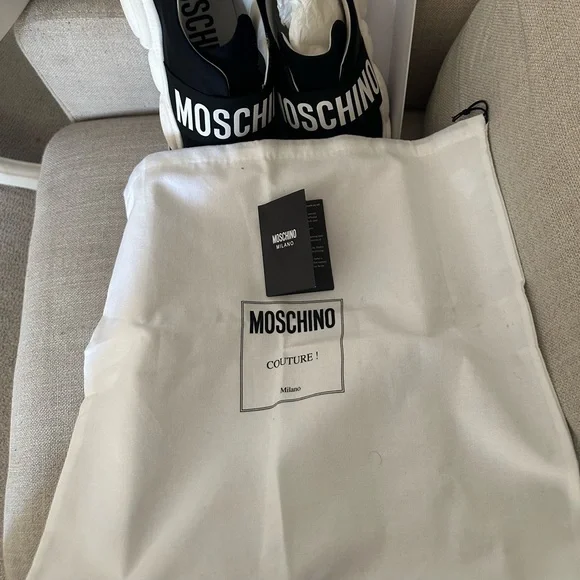 Moschino teddy logo strap sneakers - Picture 7 of 10